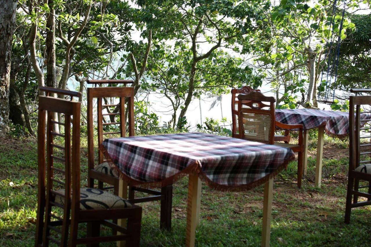 Sky Mountain Cafe With Seaview Bed and Breakfast Weligama Buitenkant foto